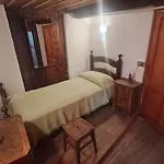 Honorinne's Haus - Maison Gran Praz - Caratteristica Casa Con Giardinetto *
