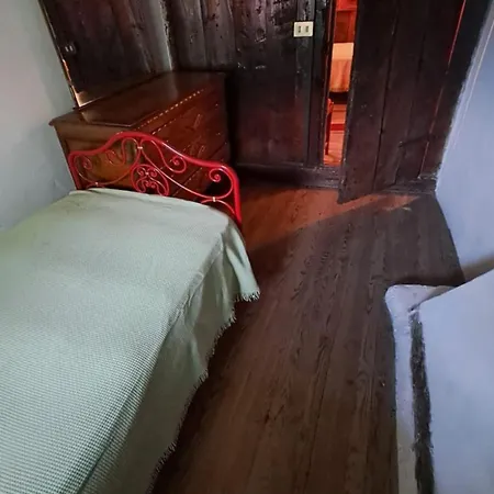 Honorinne's Haus - Maison Gran Praz - Caratteristica Casa Con Giardinetto * Issime