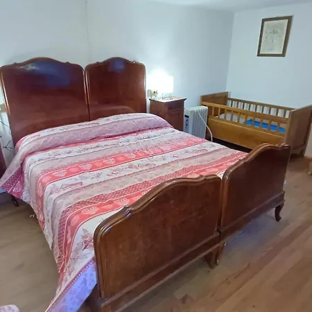 Honorinne's Haus - Maison Gran Praz - Caratteristica Casa Con Giardinetto *